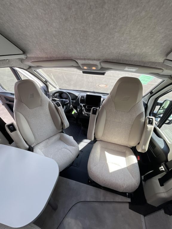 HYMER-ERIBA Ayers Rock Autarkie Paket! Premium Paket! Ansicht 3 für Fahrzeugdetailseite