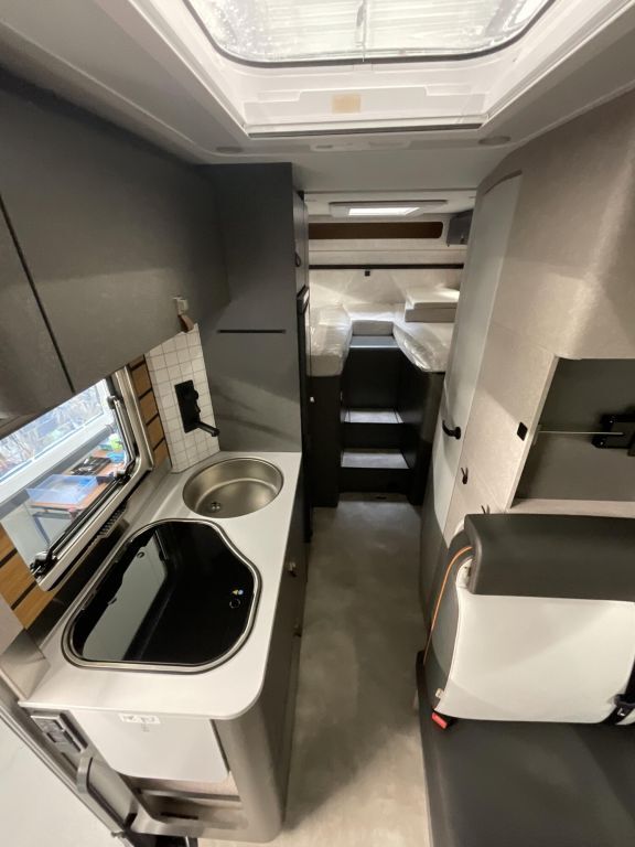 HYMER-ERIBA 580 CrossTrail Ansicht 8 für Fahrzeugdetailseite