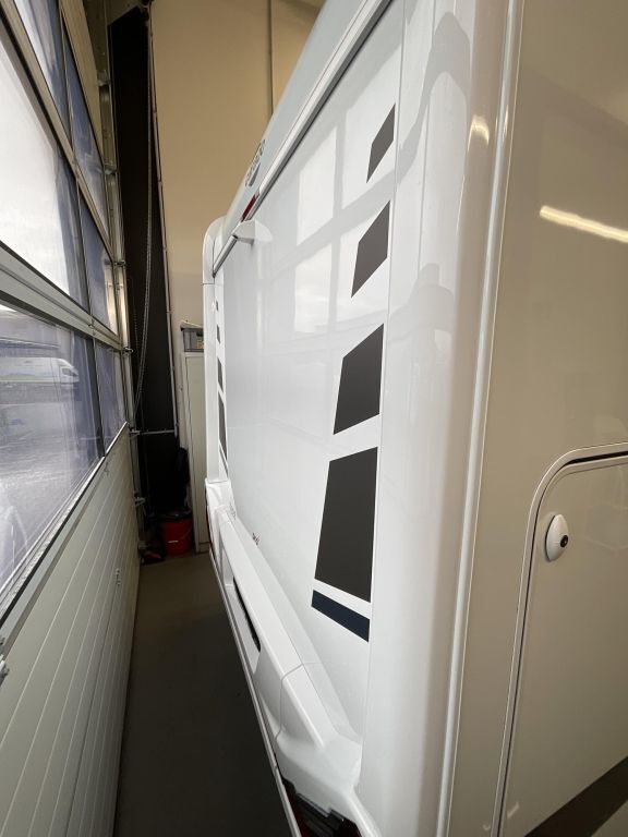 CARADO 328 5 Sitzplätze! 4 Schlafplätze + Notbett Ansicht 14 für Fahrzeugdetailseite