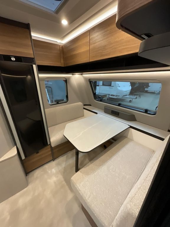 HYMER-ERIBA 470 Ansicht 5 für Fahrzeugdetailseite
