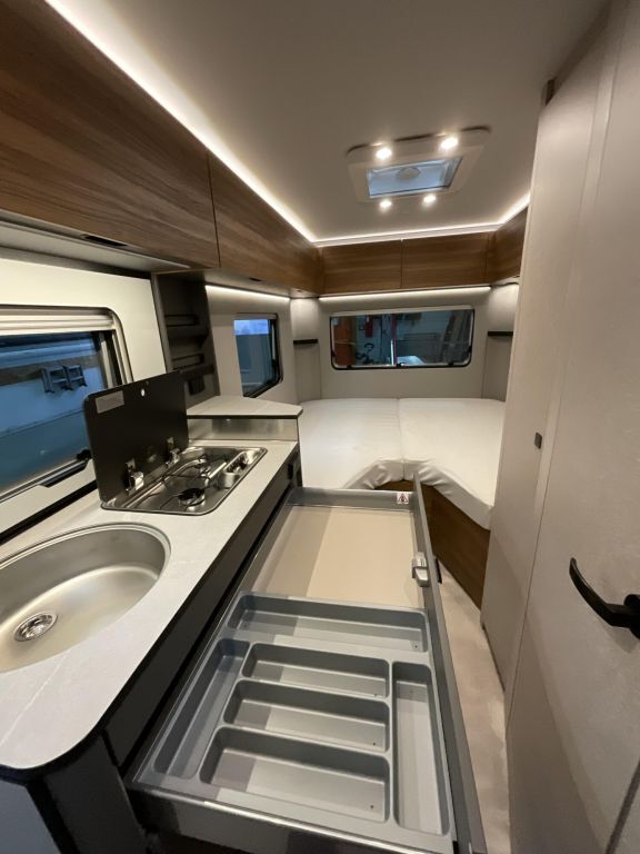 HYMER-ERIBA 470 Ansicht 8 für Fahrzeugdetailseite