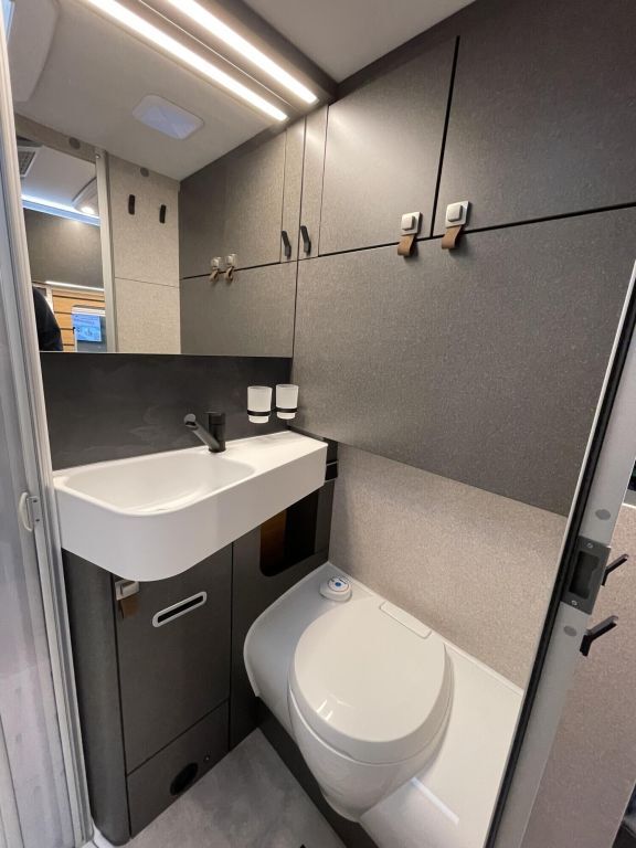 HYMER-ERIBA 580 CrossTrail Luftfederung geschenkt CSD! Ansicht 19 für Fahrzeugdetailseite