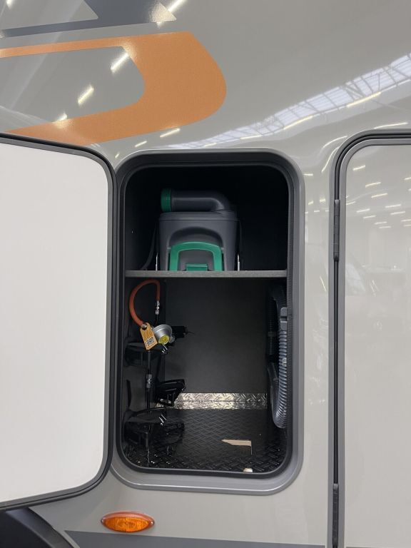 HYMER-ERIBA 580 CrossTrail Luftfederung geschenkt CSD! Ansicht 8 für Fahrzeugdetailseite