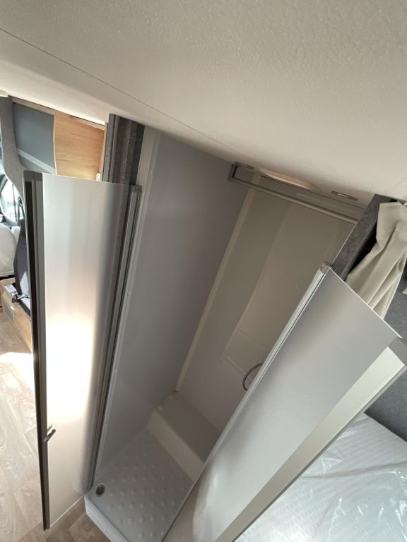 DETHLEFFS T 7055 EBL Ansicht 8 für Fahrzeugdetailseite