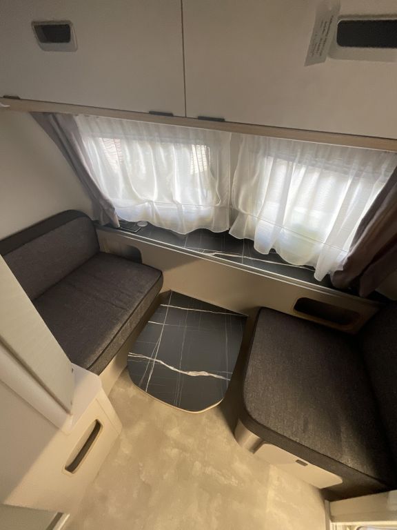 HYMER-ERIBA 542 Ansicht 9 für Fahrzeugdetailseite