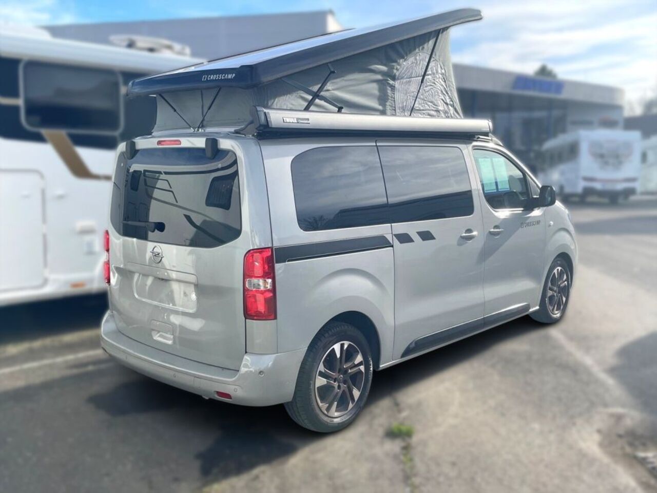 CROSSCAMP Flex Automatik, Markise, Kühlbox uvm. Ansicht 4 für Fahrzeugdetailseite