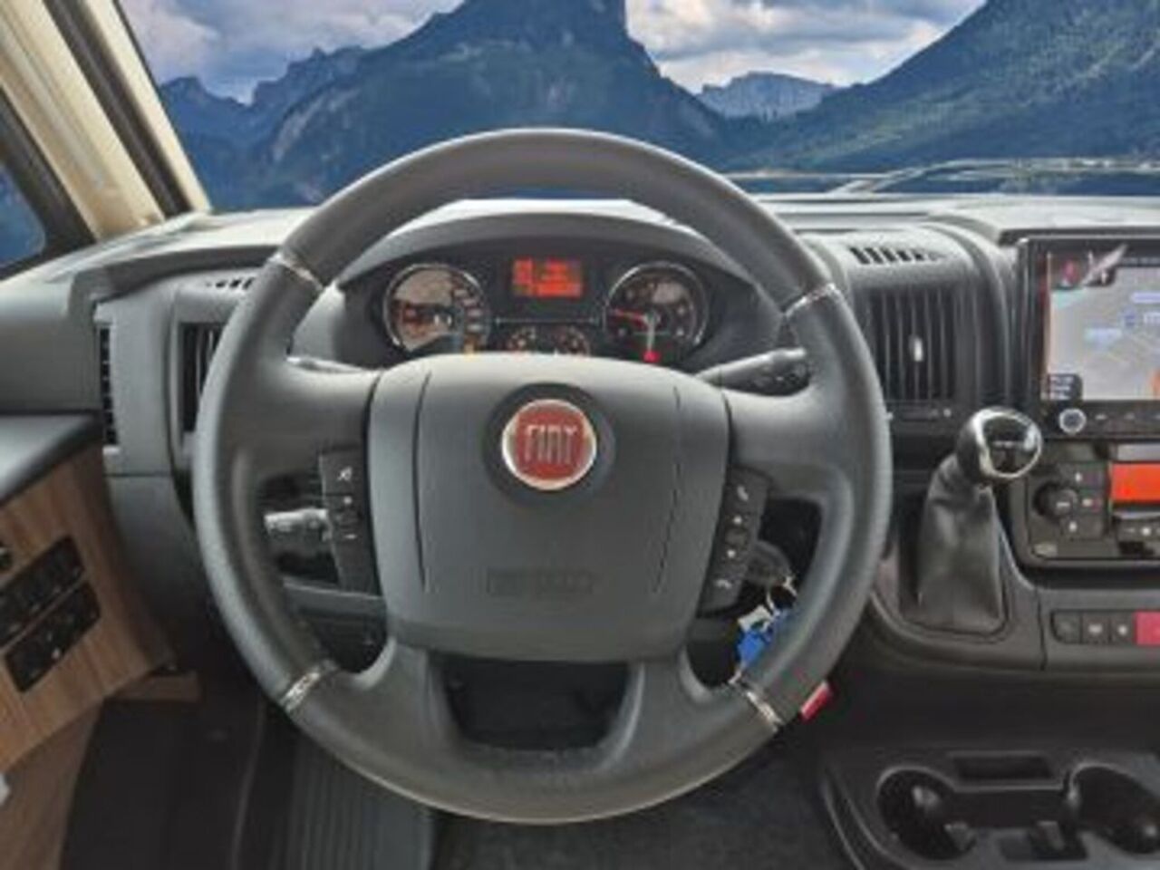 EURAMOBIL 760 QF Ansicht 9 für Fahrzeugdetailseite
