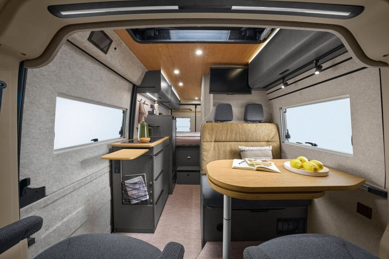 HYMER-ERIBA Redwood 600 180 PS, Solar Ansicht 9 für Fahrzeugdetailseite