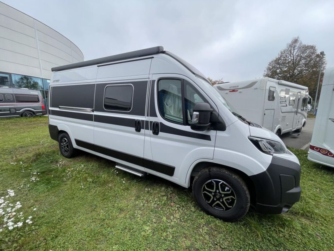 HYMER-ERIBA Yosemite Ansicht 2 für Fahrzeugdetailseite