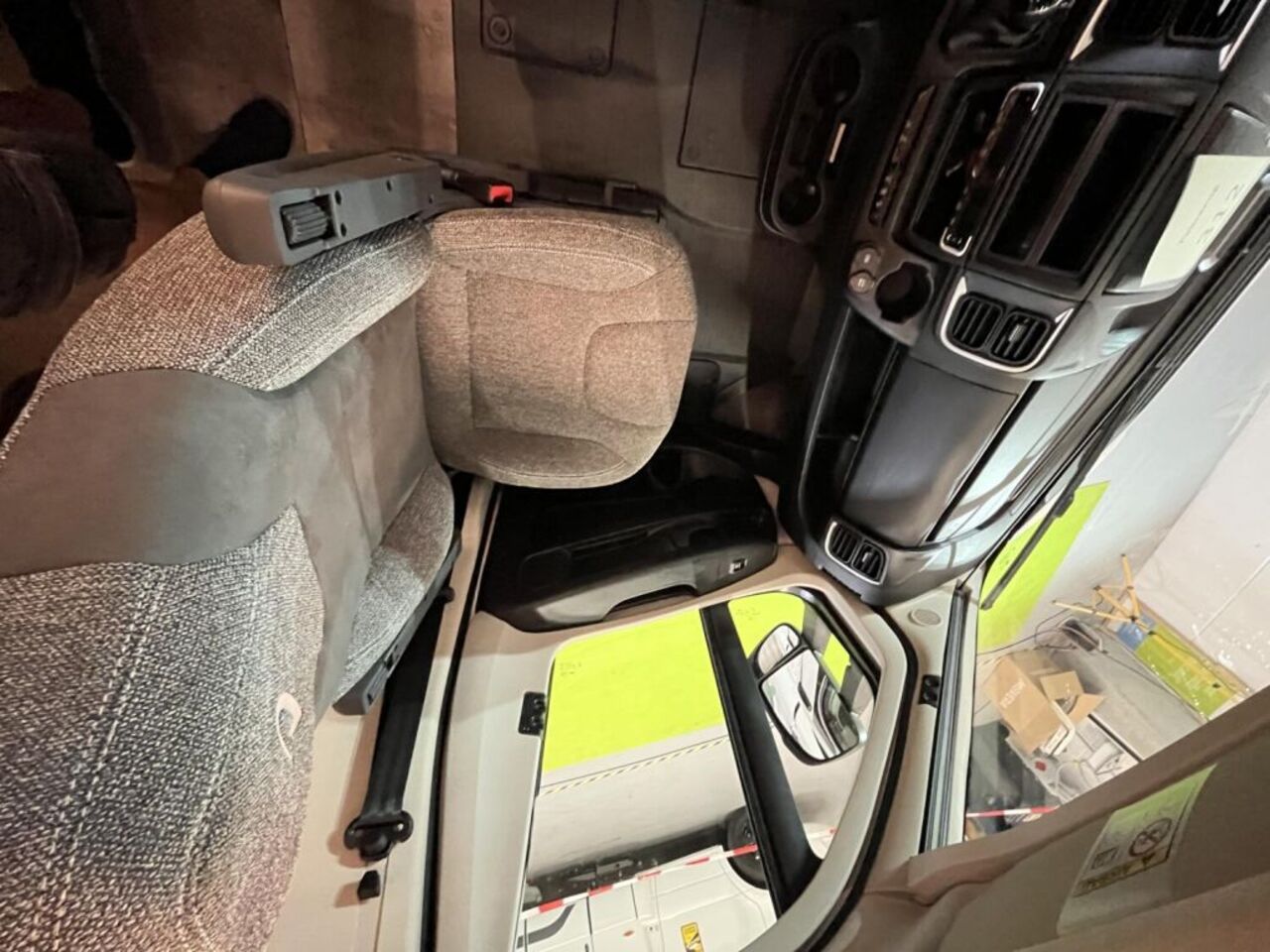 DETHLEFFS T 6717 EB Solar, Markise, TV, Automatik Ansicht 8 für Fahrzeugdetailseite