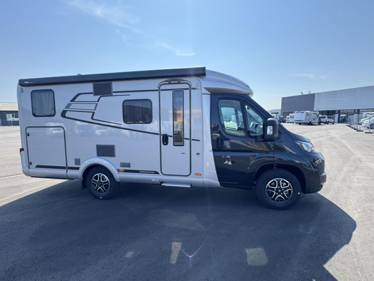 HYMER-ERIBA 474 Xperience Ansicht 3 für Fahrzeugdetailseite
