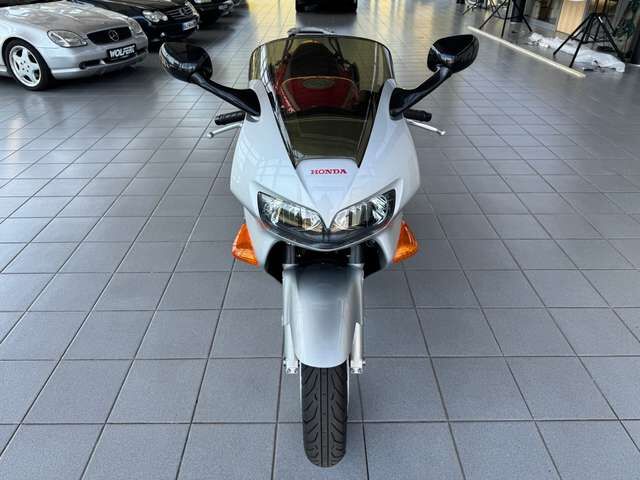 HONDA VFR RC 46 Sondermodell 50 Jahre Honda 1. Hand TOP!!! Ansicht 2 für Fahrzeugdetailseite