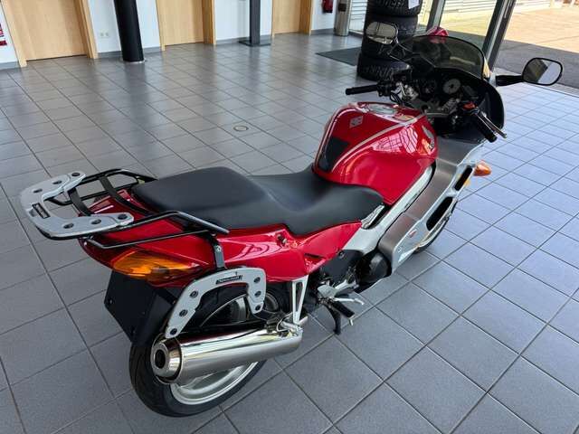HONDA VFR RC 46 Sondermodell 50 Jahre Honda 1. Hand TOP!!! Ansicht 5 für Fahrzeugdetailseite