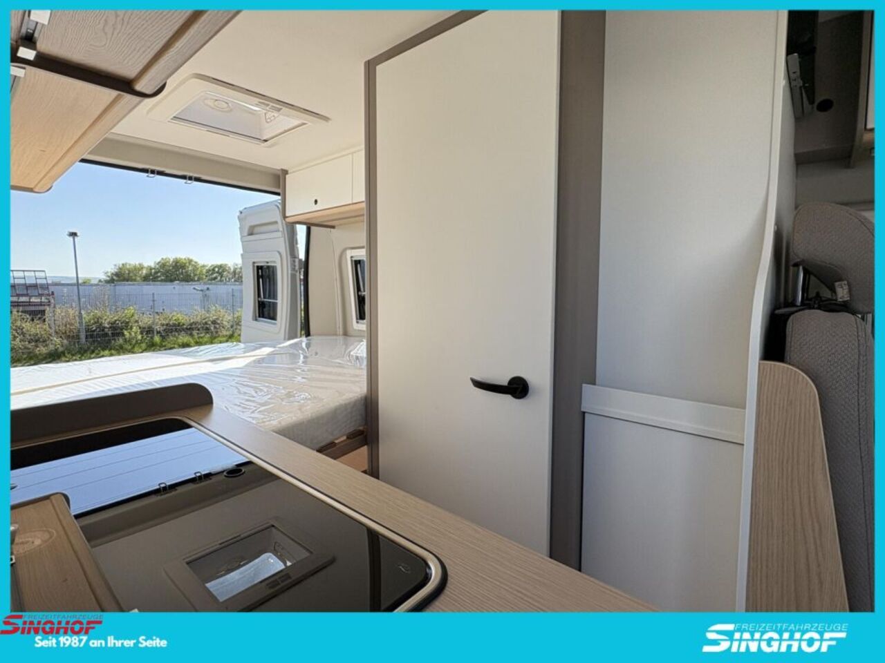 LMC Pure 600 Grey Singhof Edition Ansicht 14 für Fahrzeugdetailseite