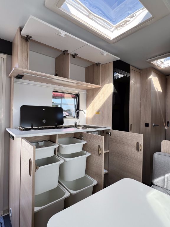 ADRIA 522 PT 3er Stockbetten Ansicht 19 für Fahrzeugdetailseite