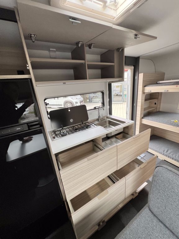 ADRIA 542 PK P3 Ansicht 27 für Fahrzeugdetailseite