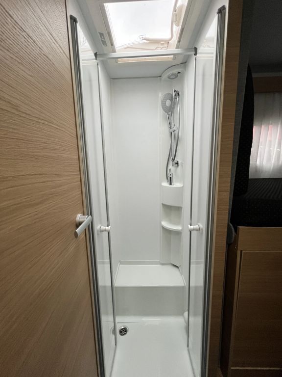 ADRIA 670 DL 60 Years -- AUTOMATIC -- Ansicht 30 für Fahrzeugdetailseite