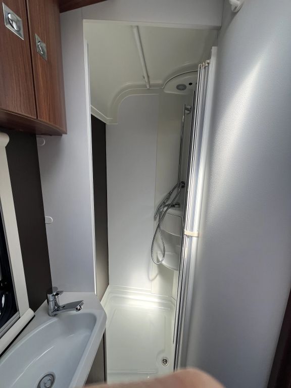 ADRIA Axess M 670 SLT SAT/TV, Klima, Radträger,.... Ansicht 18 für Fahrzeugdetailseite