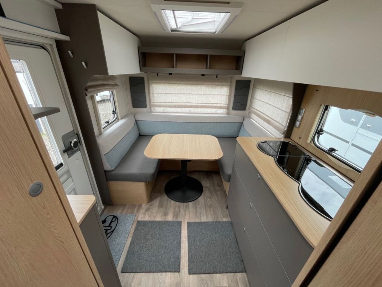 LMC 480 D mit Dachklimaanlag, Radträger Ansicht 15 für Fahrzeugdetailseite