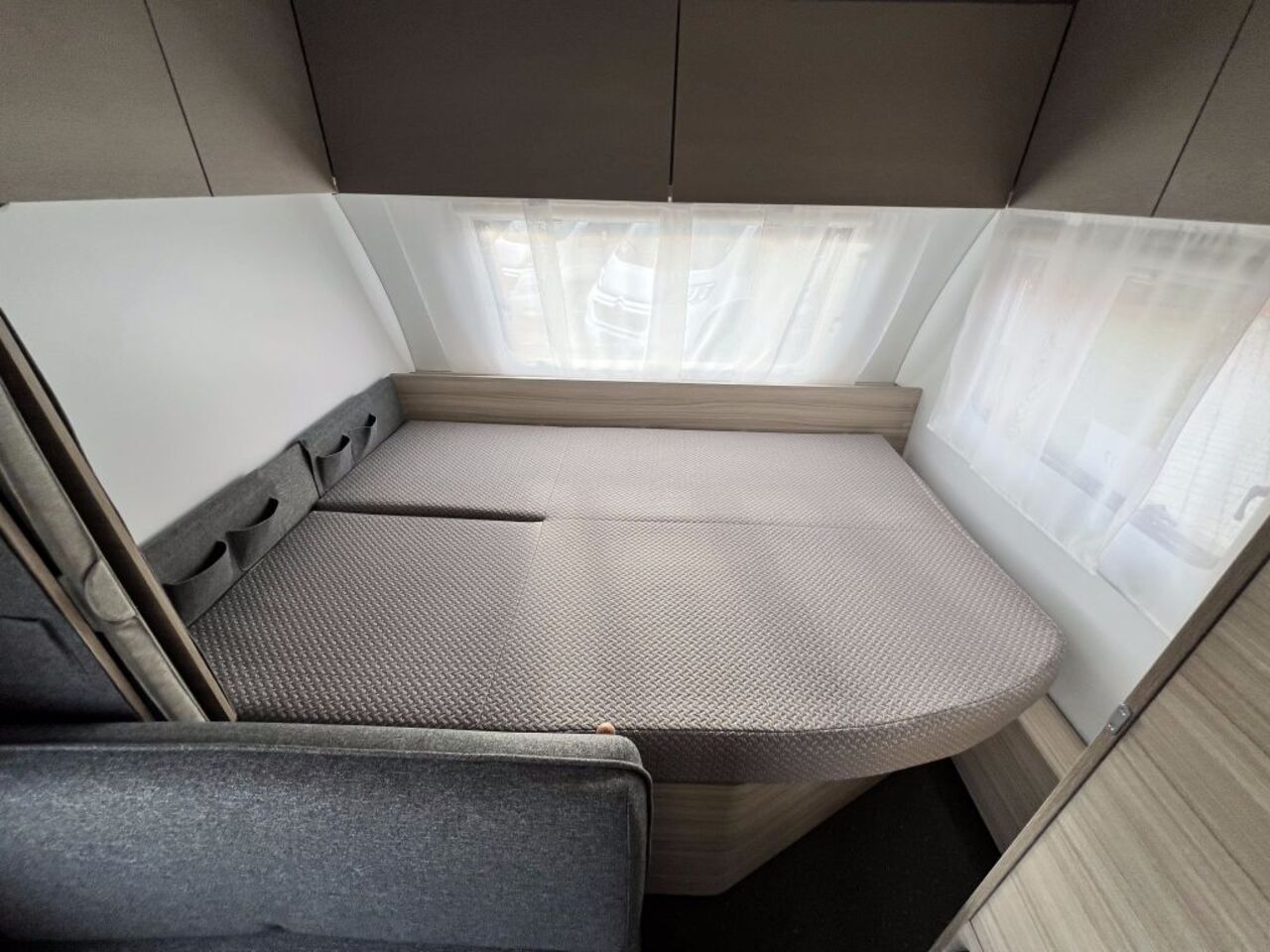 ADRIA 542 PK P3 Ansicht 30 für Fahrzeugdetailseite