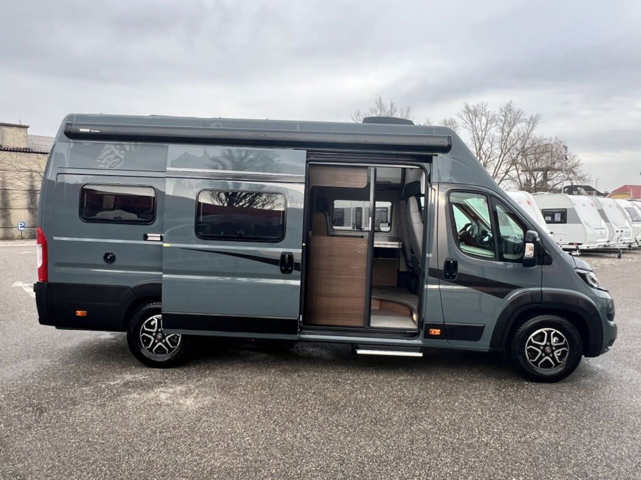 KNAUS 630 ME - Dachklima, Fahrradträger Ansicht 10 für Fahrzeugdetailseite