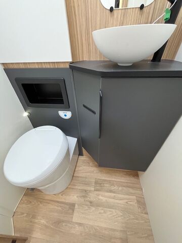 PILOTE G 740 FGJ Evidence    Mod. 2027 Ansicht 26 für Fahrzeugdetailseite