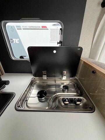 PILOTE P690GJ Expr. Safety/EPB-PaketeTOP-Ausstattung Ansicht 15 für Fahrzeugdetailseite