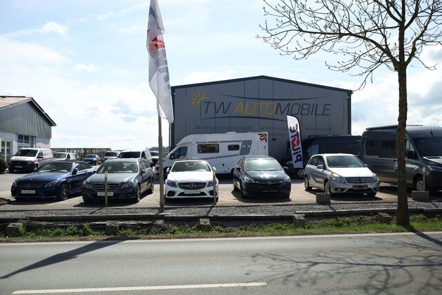 FRANKIA I 7400 GD  Hubstützen/SAT/TV/Solar Ansicht 34 für Fahrzeugdetailseite