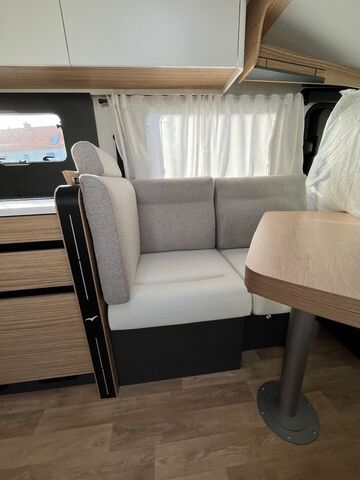 PILOTE G 740 FGJ Evidence    Mod. 2027 Ansicht 17 für Fahrzeugdetailseite