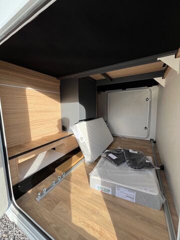 PILOTE G 740 FGJ Evidence    Mod. 2027 Ansicht 7 für Fahrzeugdetailseite