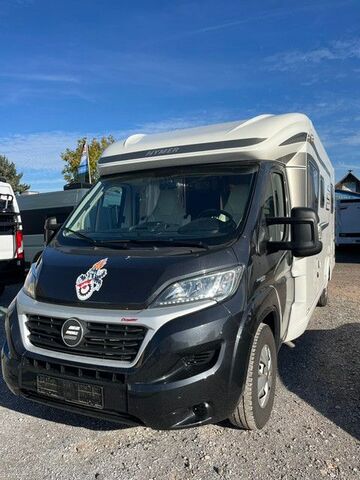 HYMER-ERIBA SL 704   +17957 km+hyd.Hubstützen+AHK+SAT+TV Vorschau für Listenansicht