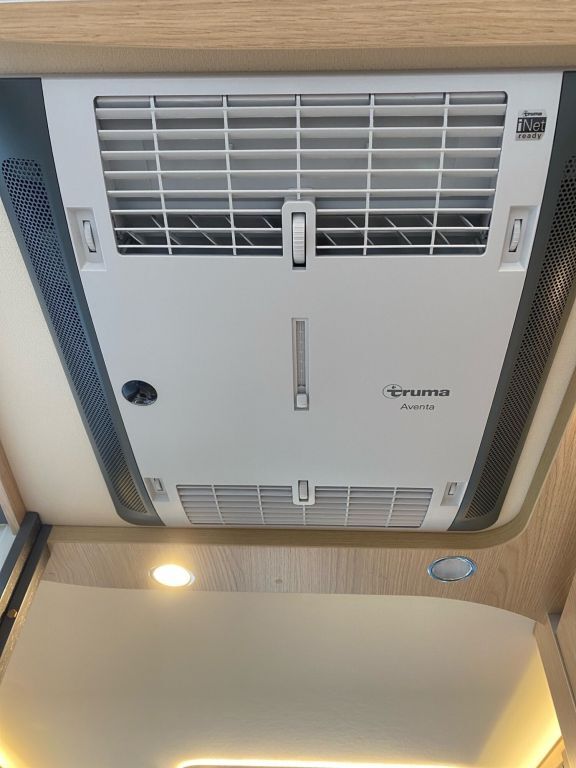 HYMER-ERIBA T 780 BlackLine +++ Messewochen +++ Ansicht 18 für Fahrzeugdetailseite