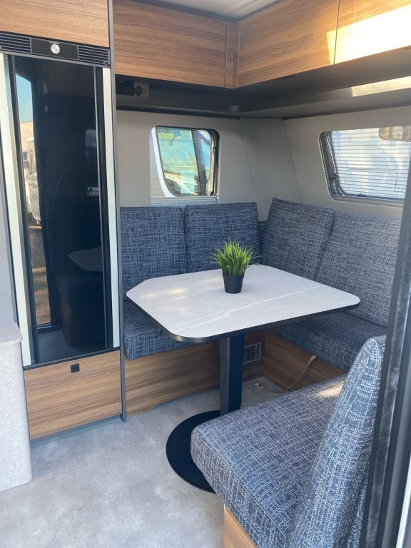 HYMER-ERIBA 495 +++ Messewochen +++ Ansicht 20 für Fahrzeugdetailseite