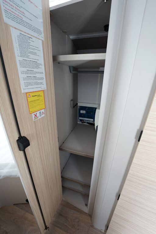 HYMER-ERIBA 642 Ihr Vorteil. Unser Service. Ansicht 14 für Fahrzeugdetailseite