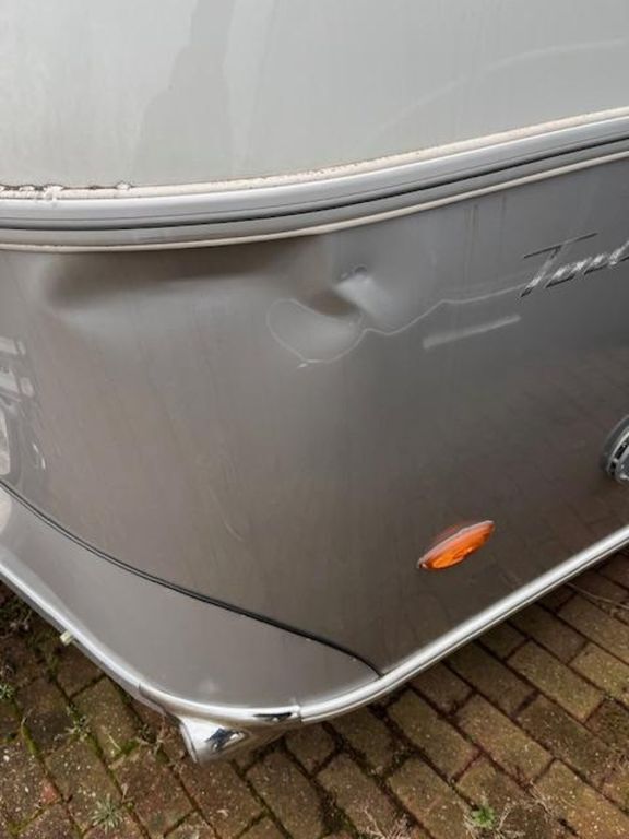 HYMER-ERIBA 642 Ihr Vorteil. Unser Service. Ansicht 22 für Fahrzeugdetailseite