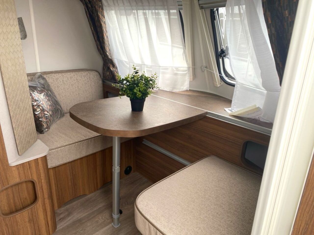 HYMER-ERIBA 540 Sie sparen  7400,- Ansicht 8 für Fahrzeugdetailseite