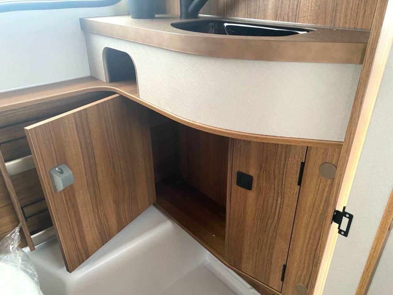 HYMER-ERIBA 550 Sie sparen  7840,- Ansicht 12 für Fahrzeugdetailseite