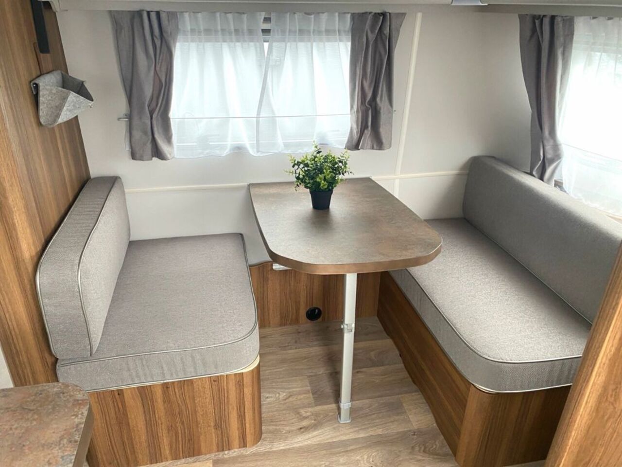 HYMER-ERIBA 550 Sie sparen  7840,- Ansicht 8 für Fahrzeugdetailseite