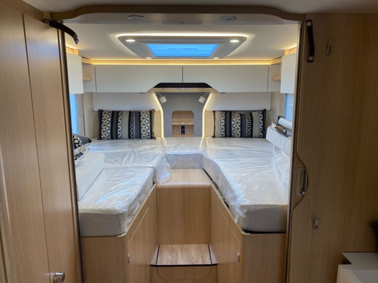 HYMER-ERIBA I 880 +++ Zufriedenheitsgarantie +++ Ansicht 16 für Fahrzeugdetailseite