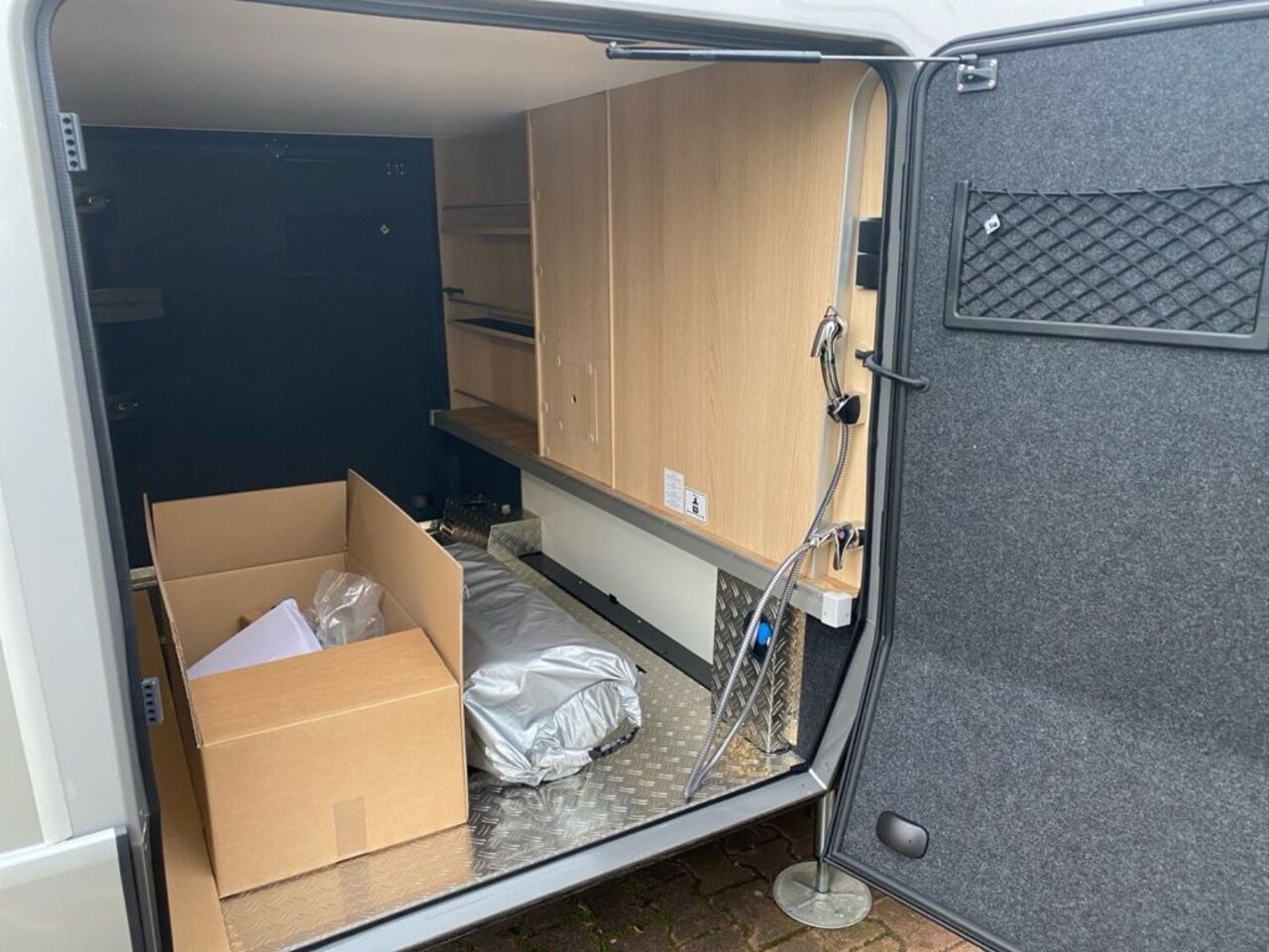 HYMER-ERIBA I 880 Ihr Vorteil. Unser Service. Ansicht 22 für Fahrzeugdetailseite