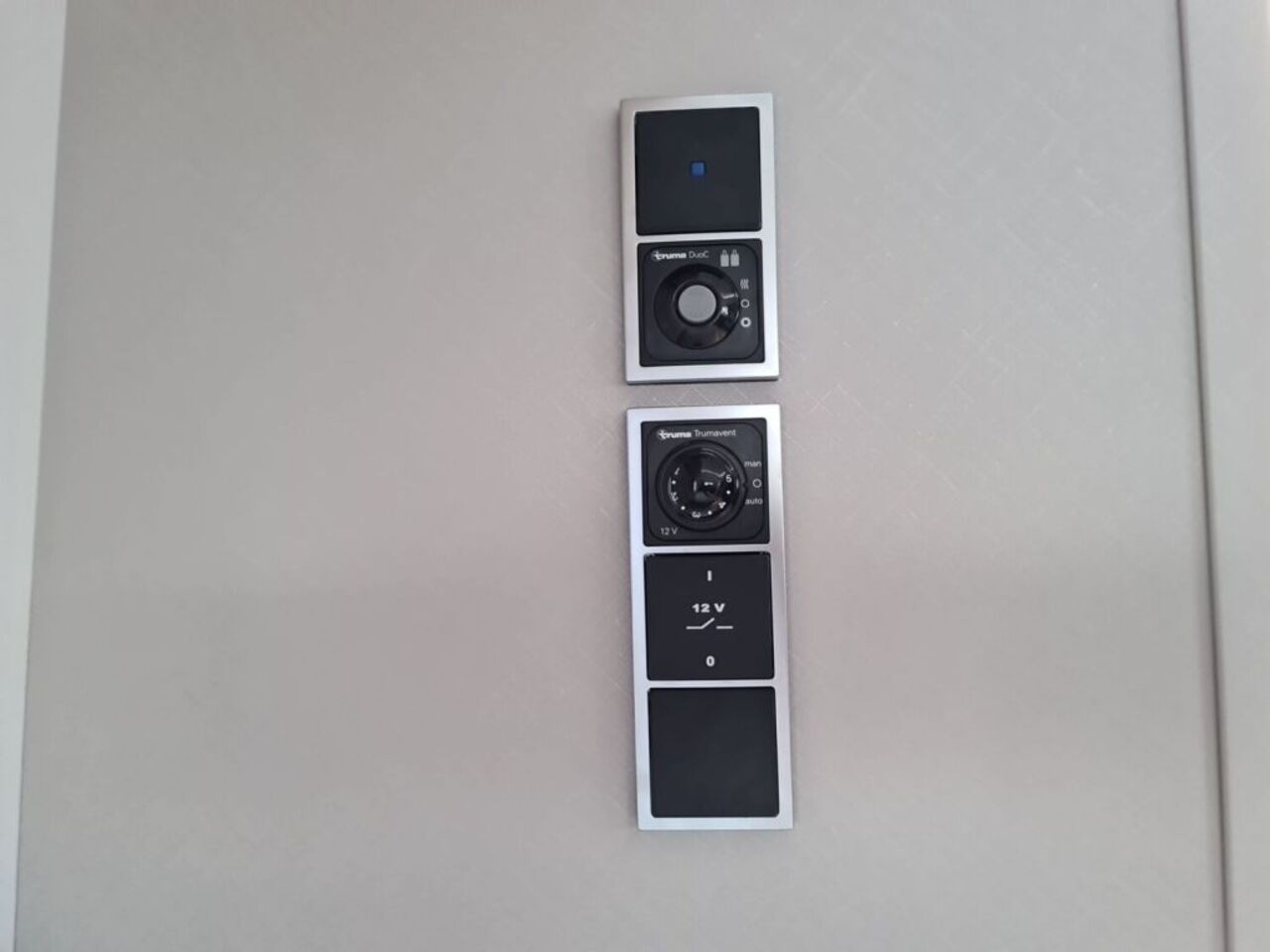 HYMER-ERIBA 542 +++ Messewochen +++ Ansicht 20 für Fahrzeugdetailseite