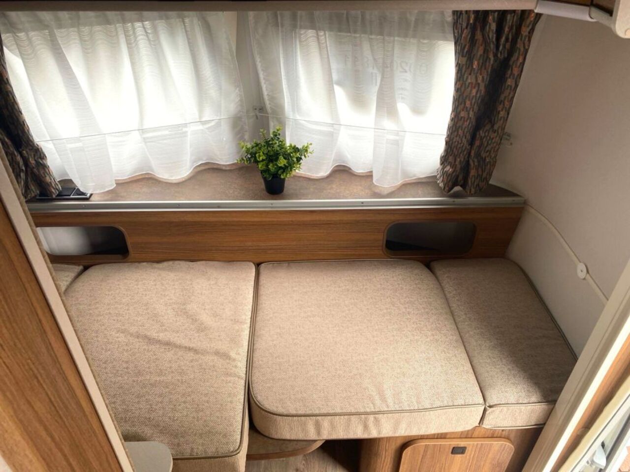 HYMER-ERIBA 430  !!! Abverkauf Vorführwagen !!! Ansicht 10 für Fahrzeugdetailseite