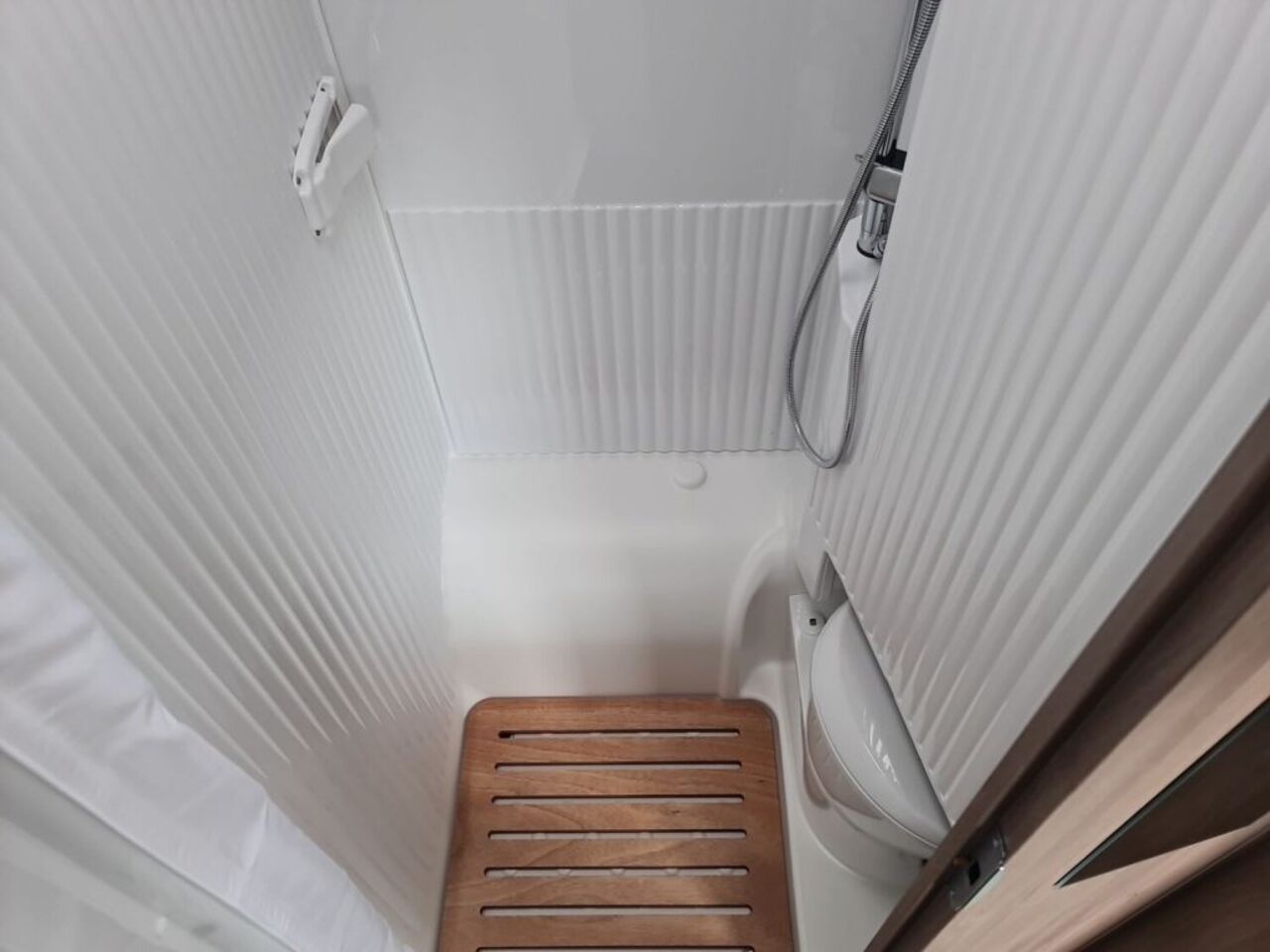 CARADO V132 Pro+ +++ Zufriedenheitsgarantie +++ Ansicht 16 für Fahrzeugdetailseite