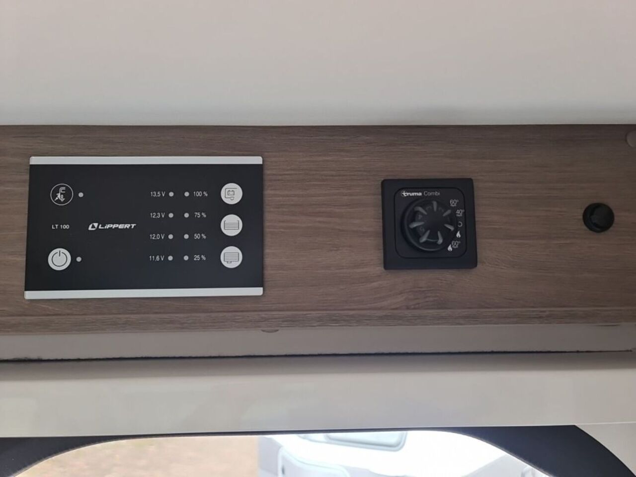 CARADO V132 Pro+ +++ Zufriedenheitsgarantie +++ Ansicht 19 für Fahrzeugdetailseite