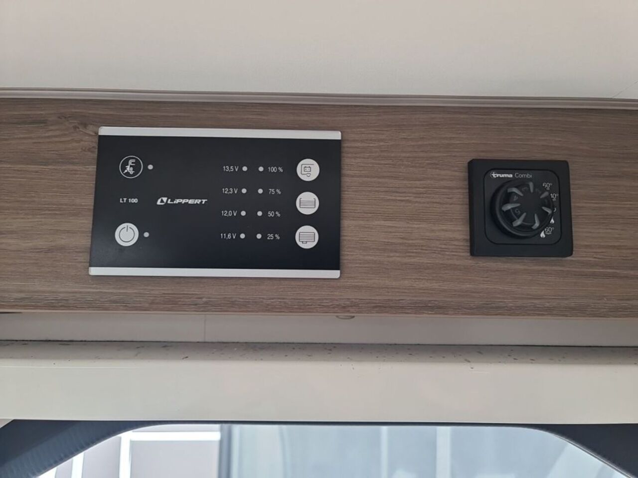 CARADO V347 pro + +++ Zufriedenheitsgarantie +++ Ansicht 19 für Fahrzeugdetailseite