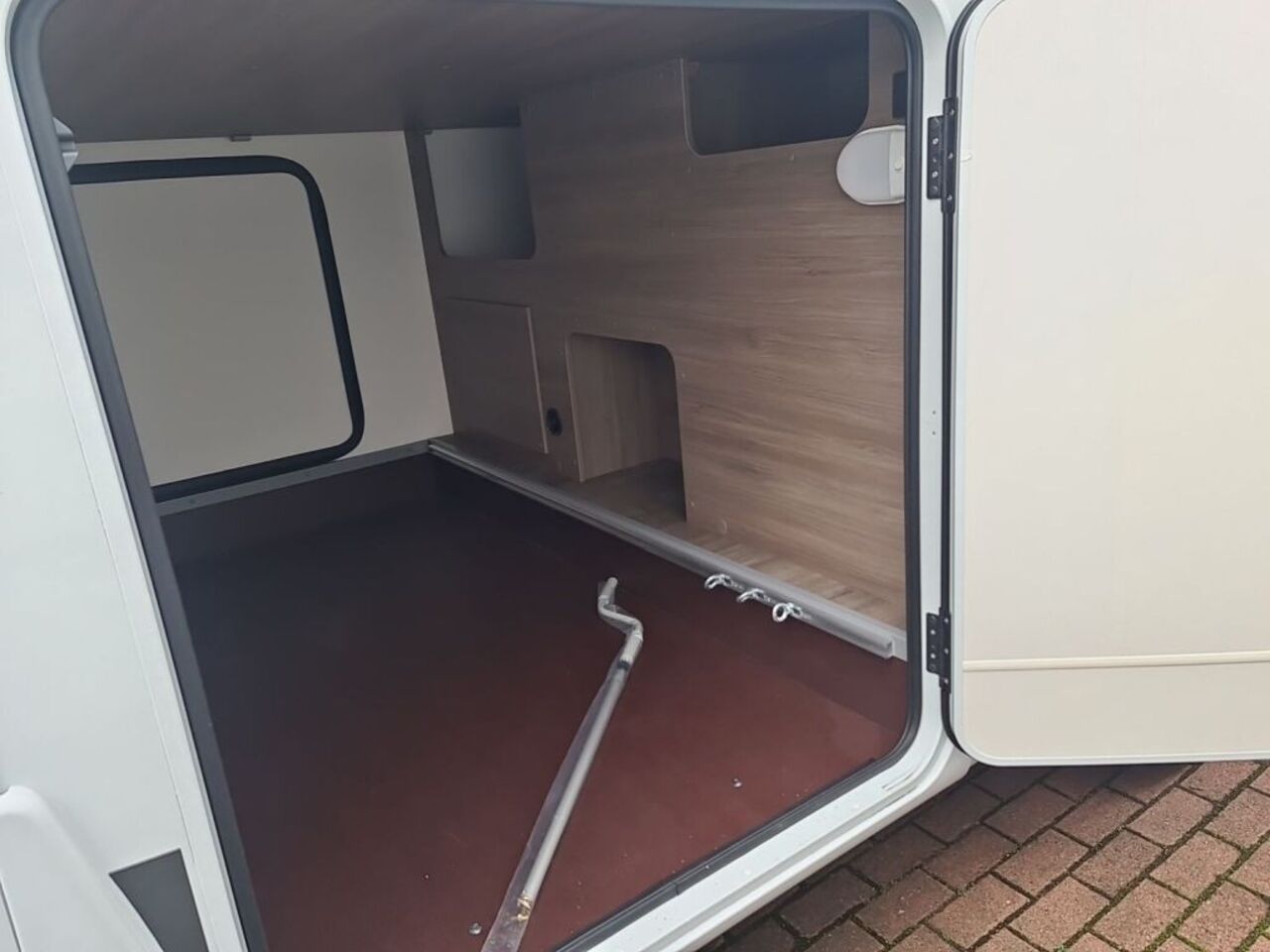 CARADO V347 pro + Ihr Vorteil. Unser Service. Ansicht 26 für Fahrzeugdetailseite