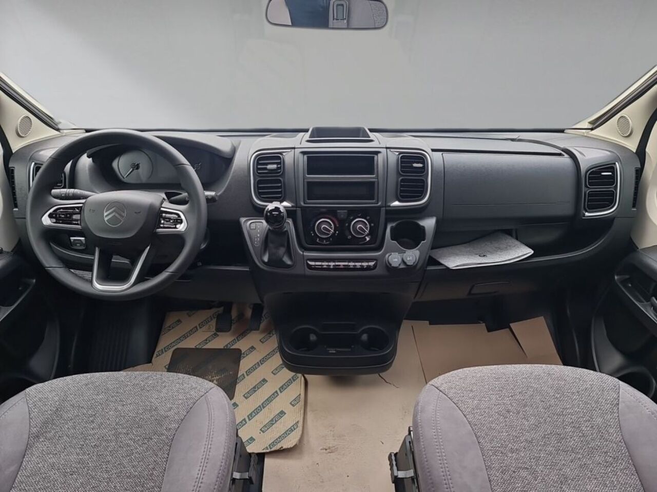 CARADO V347 pro + +++ Zufriedenheitsgarantie +++ Ansicht 9 für Fahrzeugdetailseite