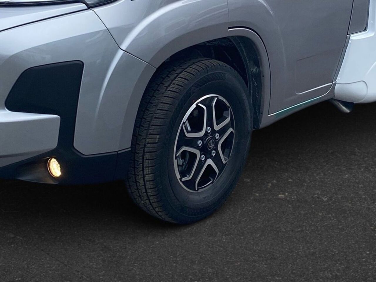 CARADO V132 Pro+ AKTIONSPREIS Ansicht 6 für Fahrzeugdetailseite