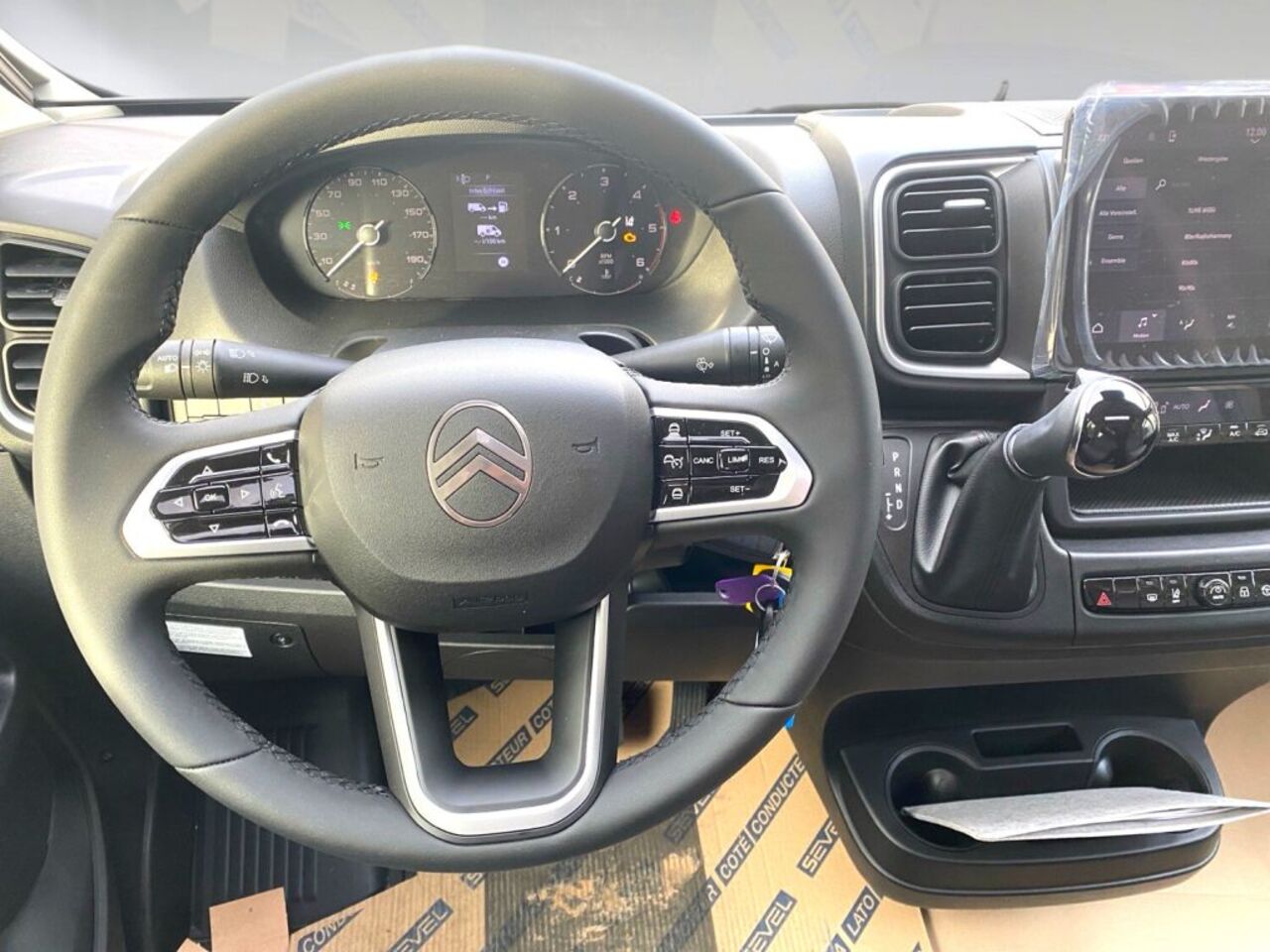 CARADO 447 Pro+ +++ Messewochen +++ Ansicht 8 für Fahrzeugdetailseite