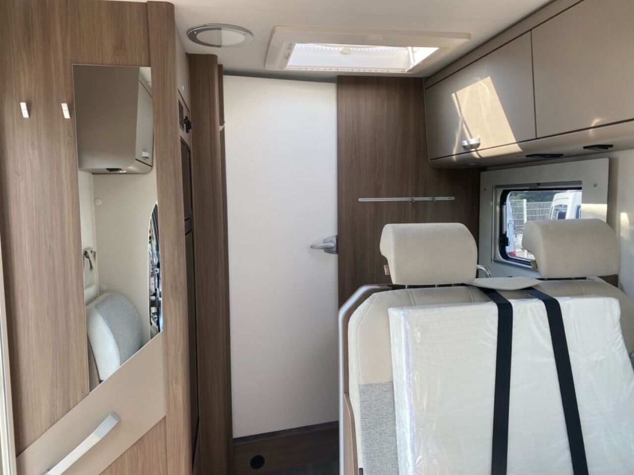 CARADO 447 Pro+ PREISVORSCHLAG WILLKOMMEN Ansicht 20 für Fahrzeugdetailseite